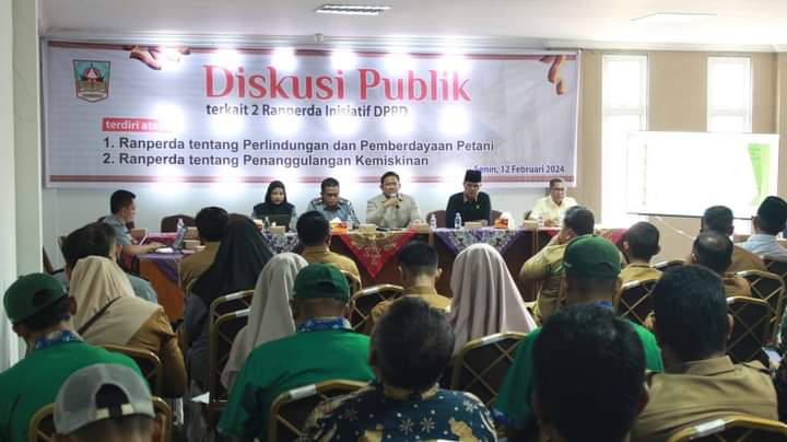 Suasana uji publik Ranperda inisiatif DPRD Kabupaten Dharmasraya